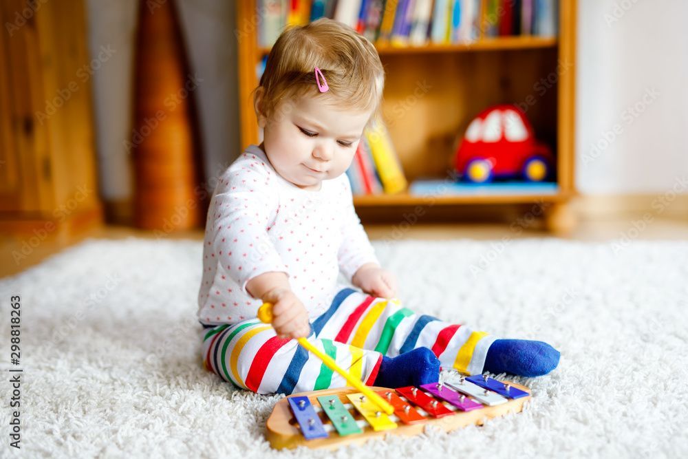Musik-Zwerge - Gemeinsam die Welt der Klänge entdecken. Für Eltern mit Kindern von 1,5 bis 2,5 Jahren