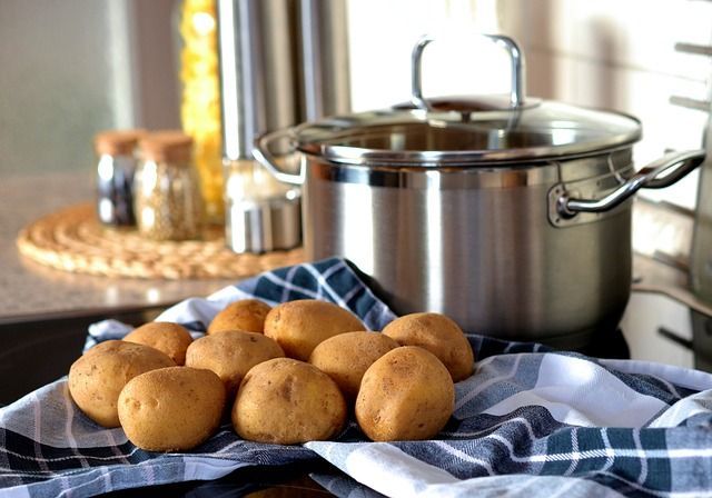 Gesunde Ernährung in der Familie - abrufbares Praxisangebot für Kitas und Familienzentren
